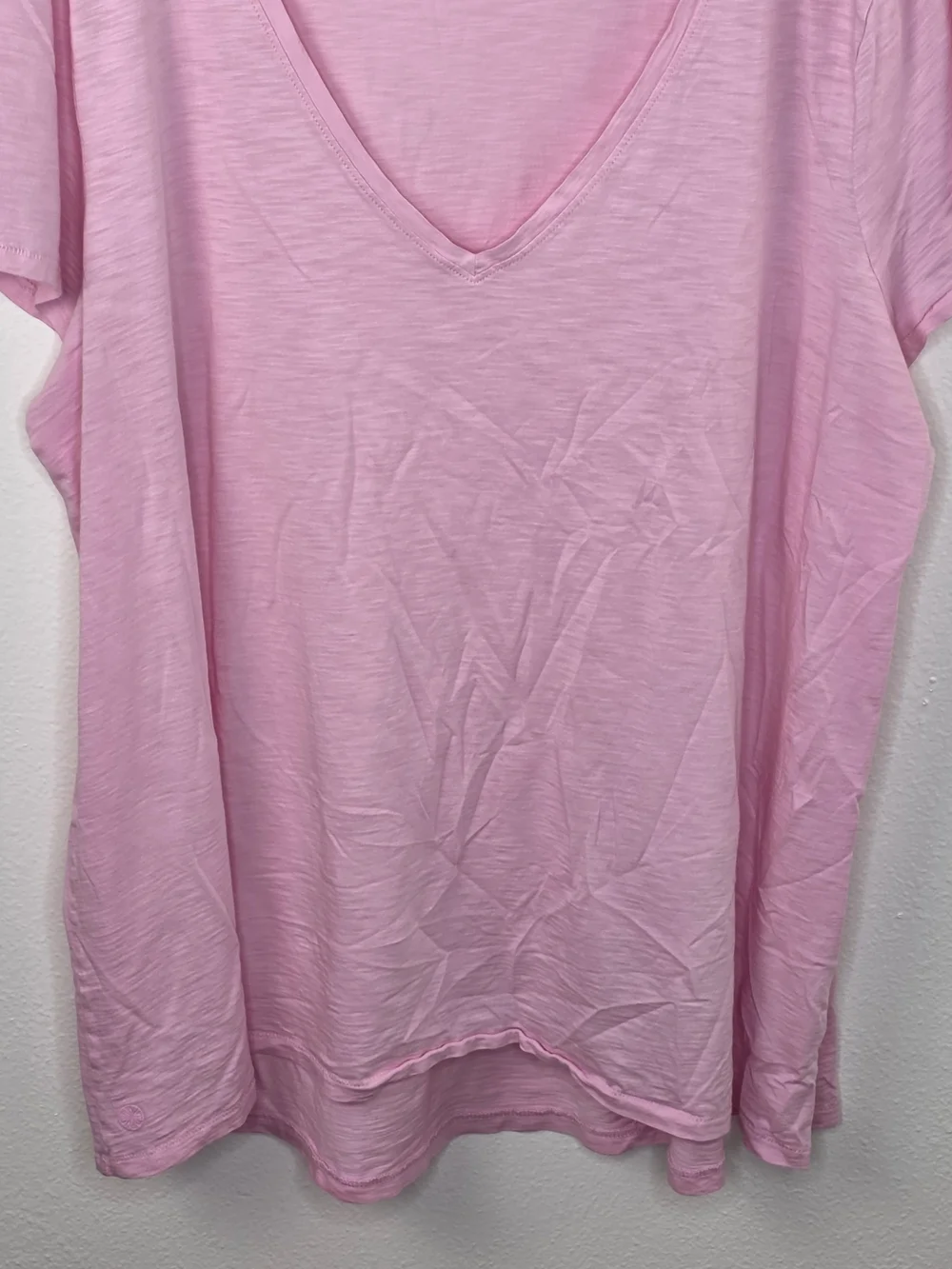Lilly Pulitzer Pink Cap Aleeve V Neck Pima Cptyon Tee Size XXL - Picture 4 of 11